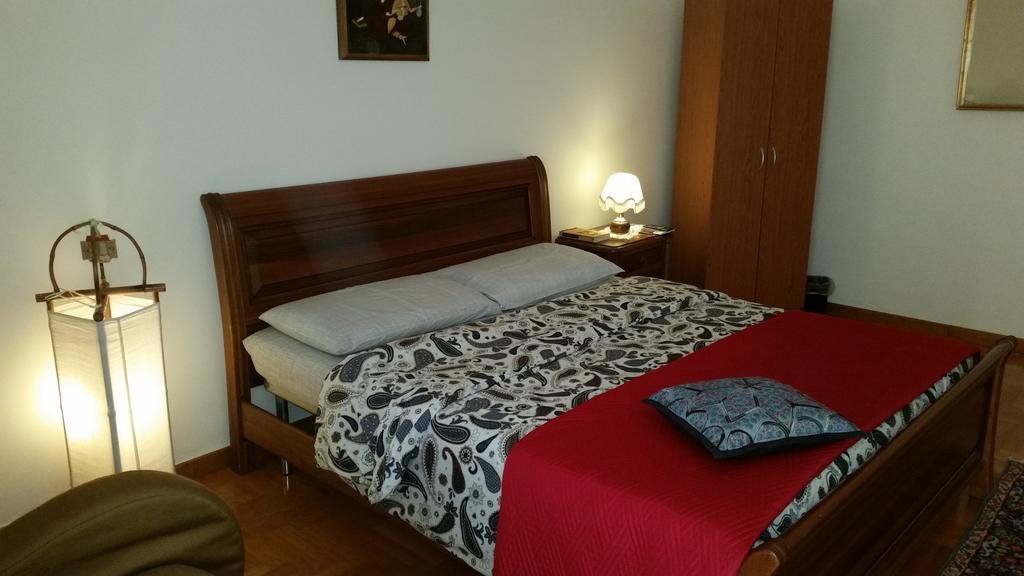 Lian Room B&B 卡塞塔 客房 照片