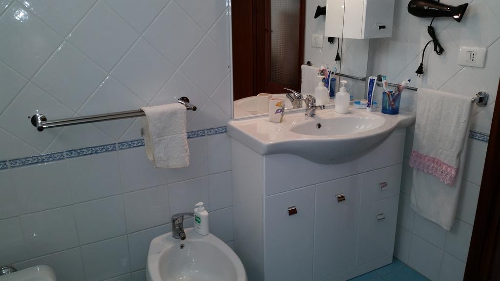 Lian Room B&B 卡塞塔 外观 照片