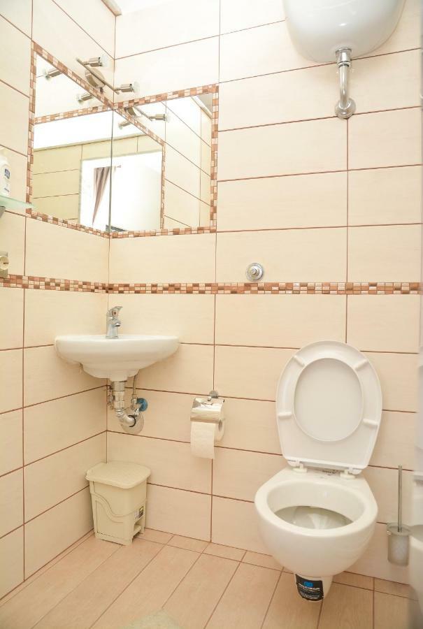 Lian Room B&B 卡塞塔 外观 照片