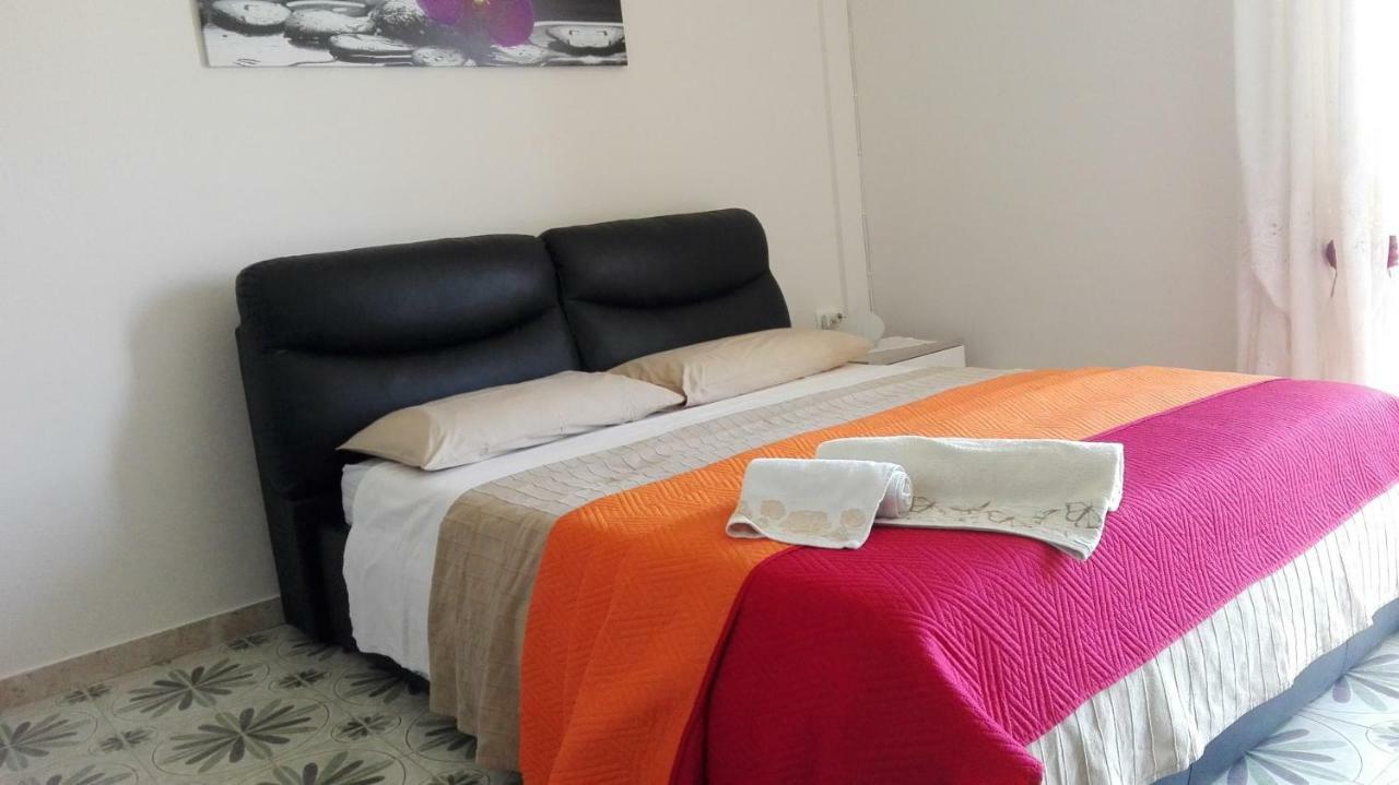 Lian Room B&B 卡塞塔 外观 照片